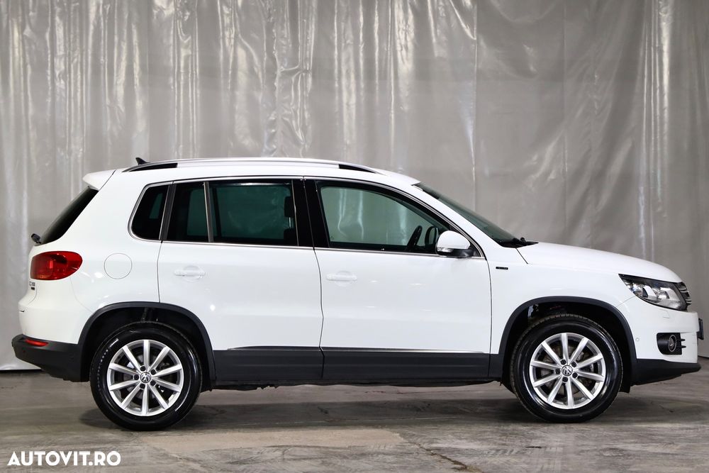 Volkswagen Tiguan 2.0 TDI SCR 4MOTION BlueMotion Technology DSG Lounge Track & Style - 37