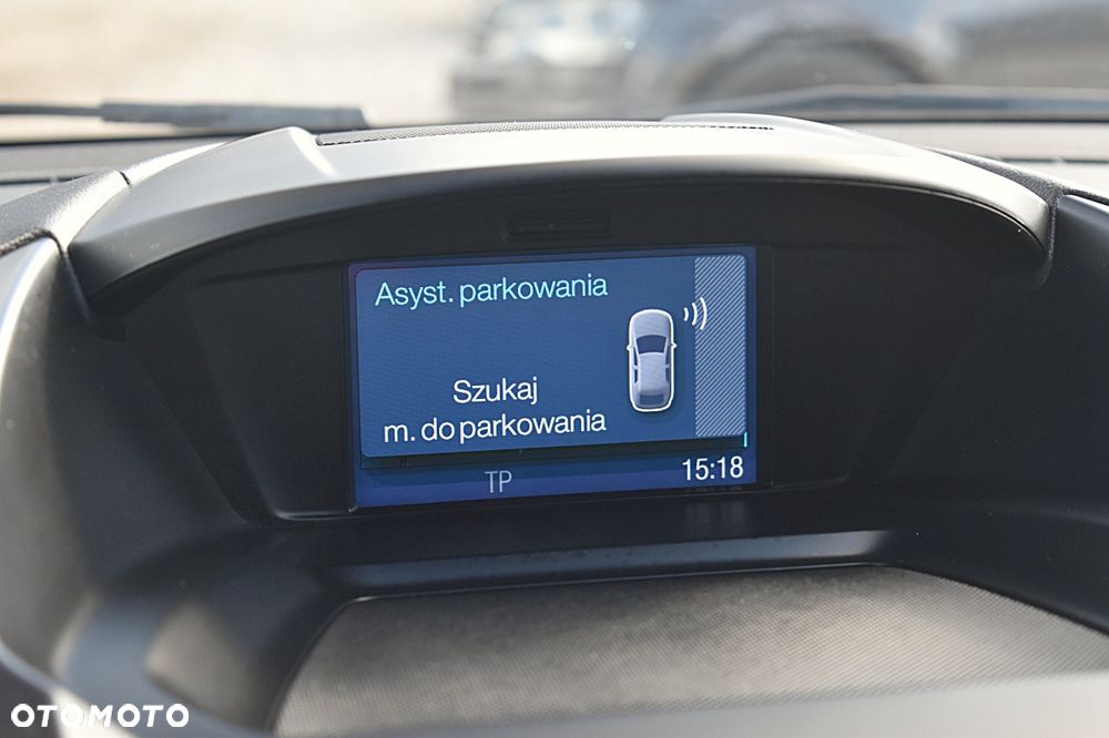 Ford Kuga 2.0 TDCi 2x4 Titanium - 32