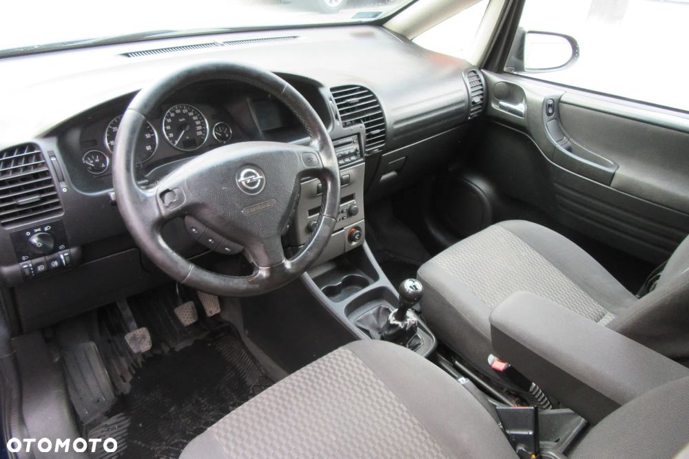 Opel Zafira 2.0 DTI - 4