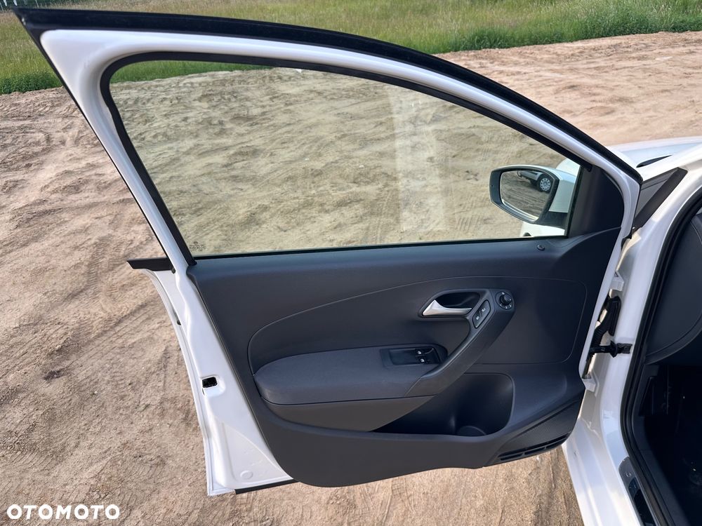 Volkswagen Polo 1.2 TSI Life - 23
