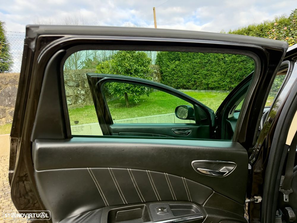 Lancia Delta 1.6 M-Jet Platino Com 57X - 26