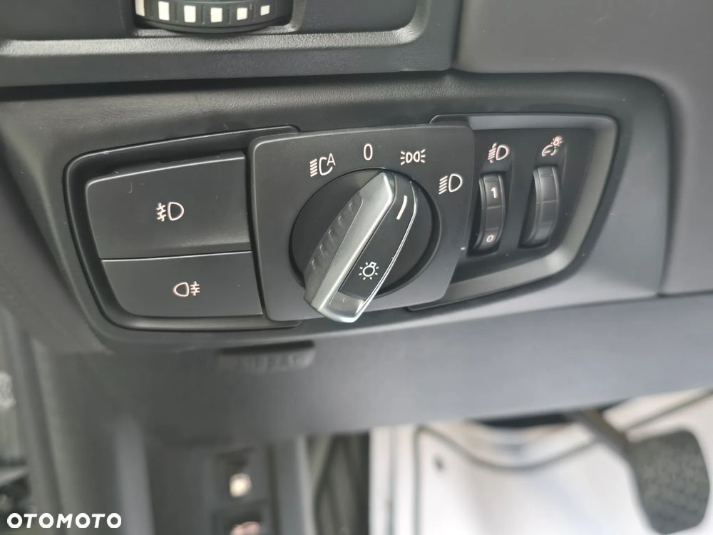 BMW i3 (60 Ah) - 25