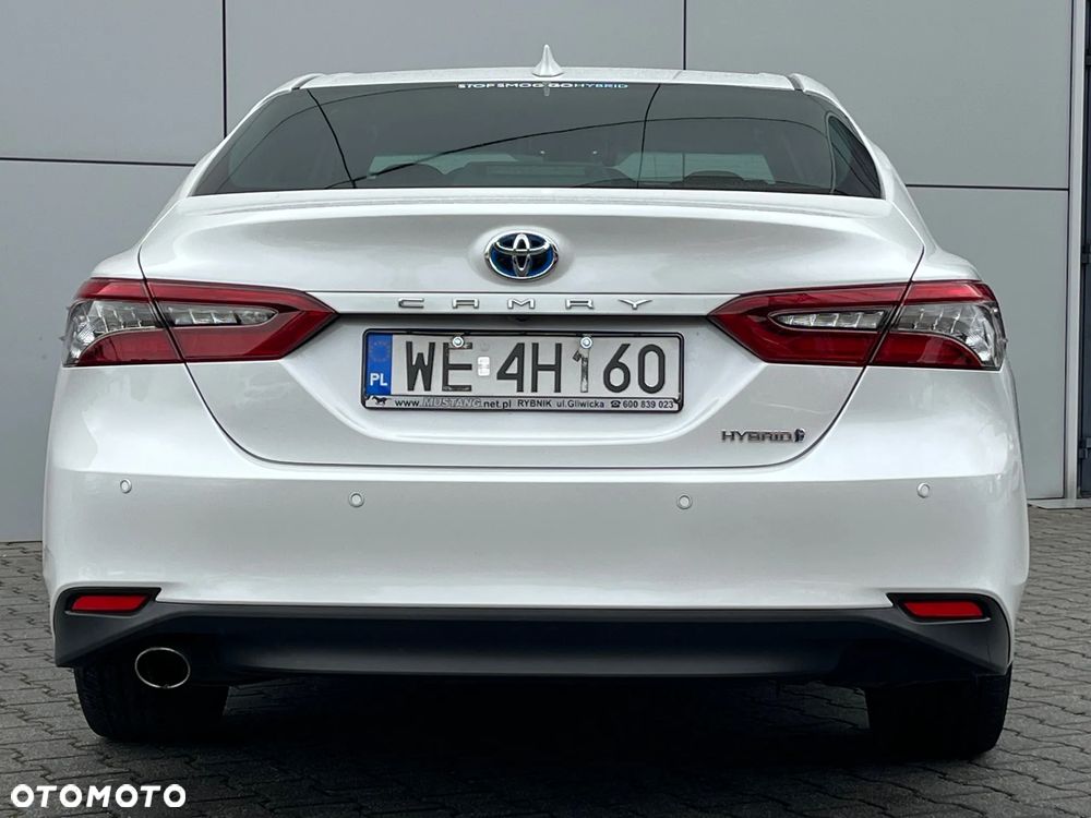 Toyota Camry 2.5 Hybrid Executive CVT - 12