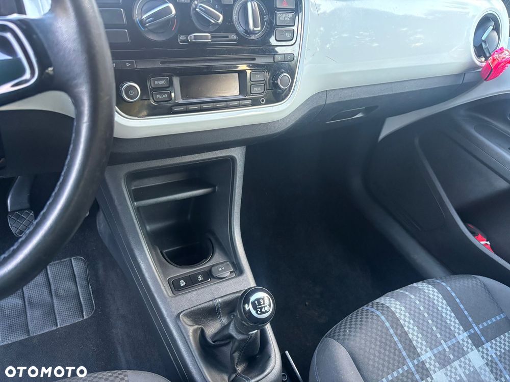 Volkswagen up! - 11
