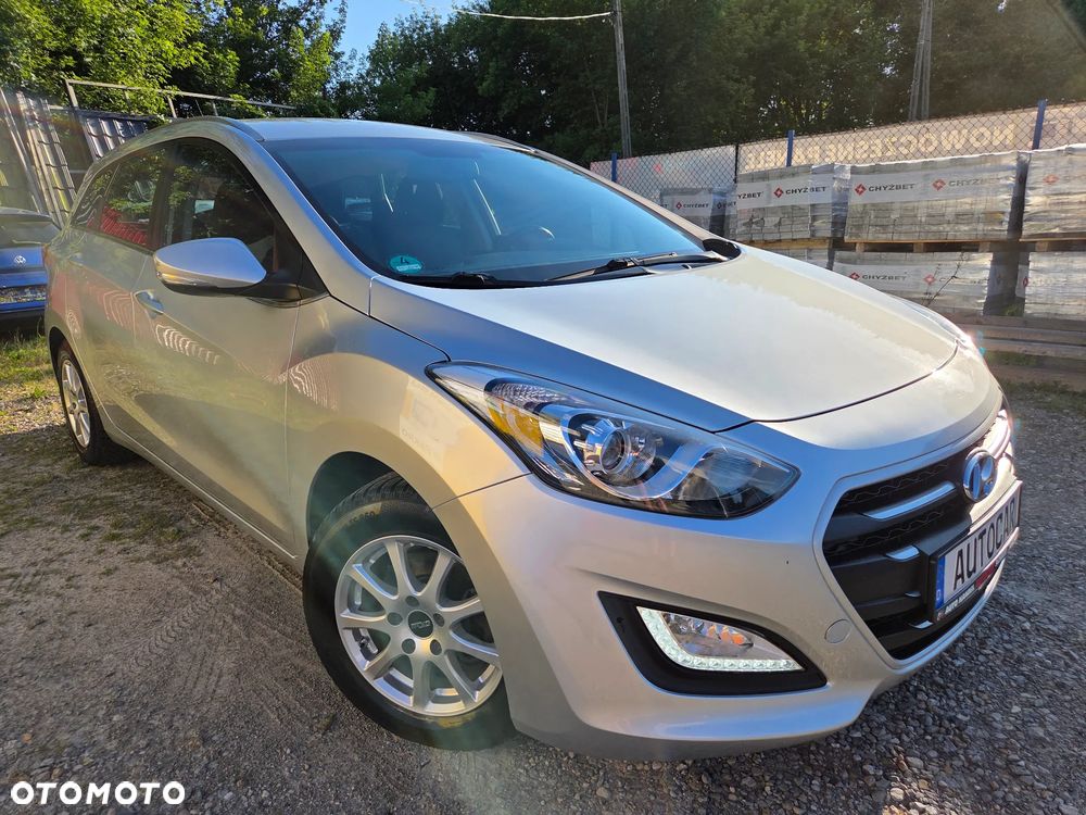 Hyundai i30 1.6 Premium - 13
