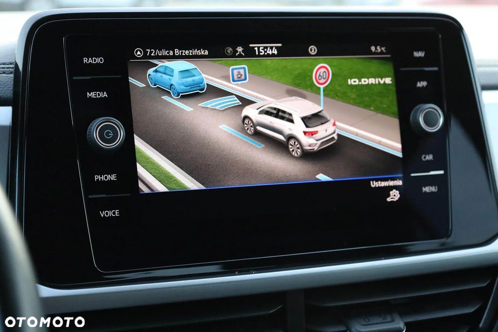 Volkswagen T-Roc 1.5 TSI Life DSG - 26