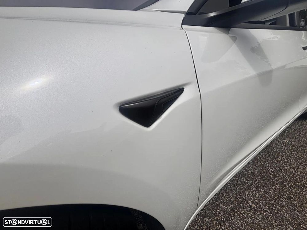 Tesla Model 3 Long Range AWD Dual Motor Performance - 11