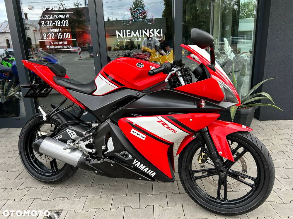 Yamaha YZF - 3