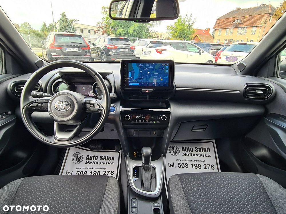 Toyota Yaris Cross Hybrid 1.5 VVT-i - 11