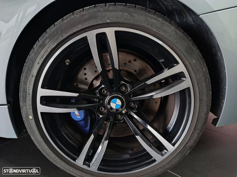 BMW M4 Auto - 27