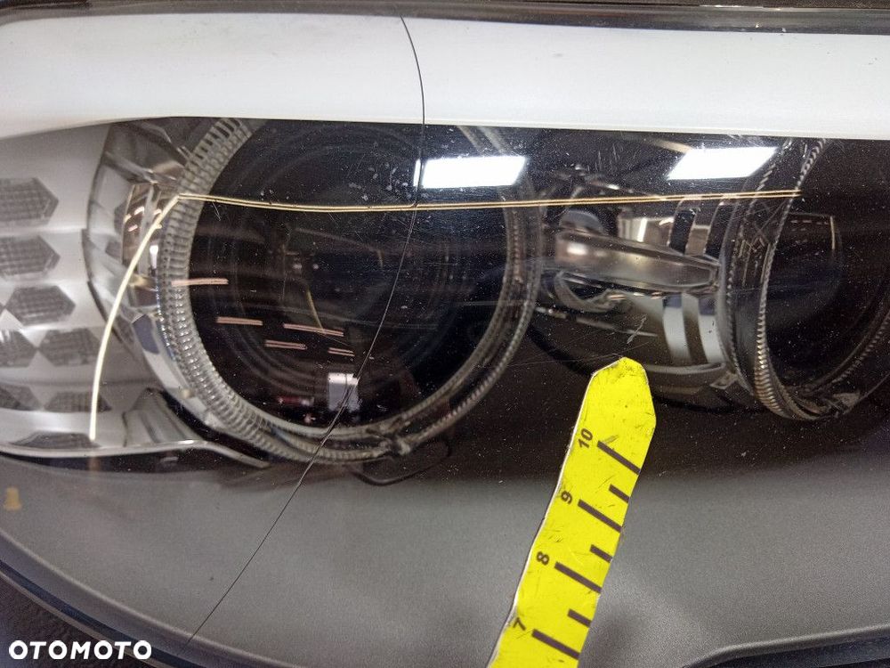 BMW 5 F10 F11  REFLEKTOR PRAWY XENON HELLA 1EL010131-52 EU - 7