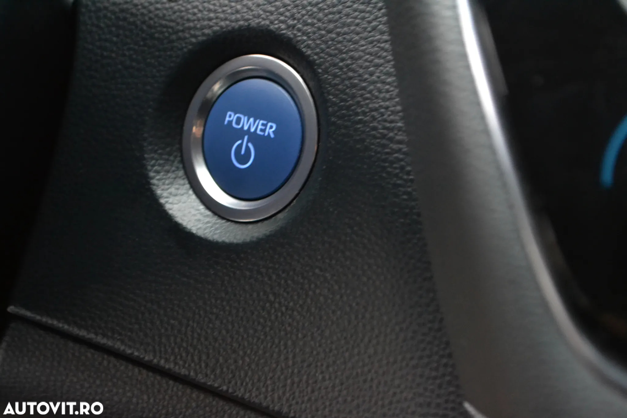 Toyota Corolla 2.0 Hybrid Lounge - 14
