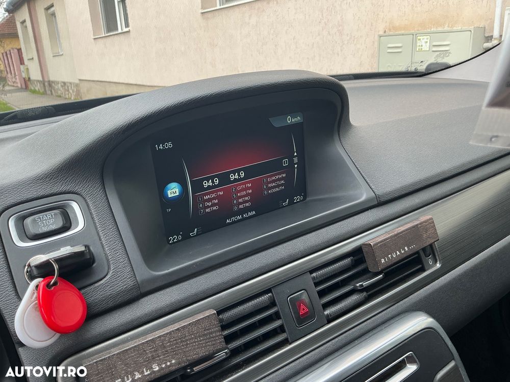 Volvo V70 D4 Geartronic Summum - 3