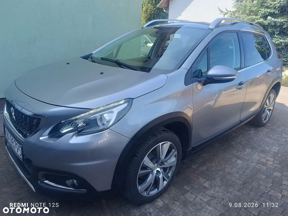 Peugeot 2008 1.5 BlueHDi Allure S&S - 6