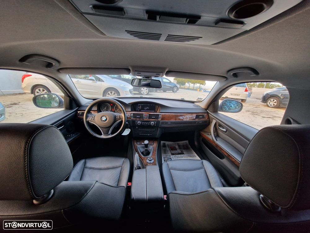 BMW 318 i Edition Exclusive - 10