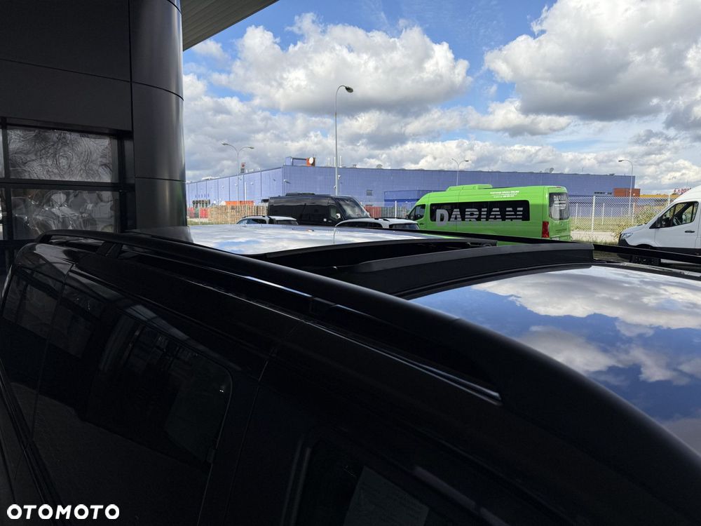 Mercedes-Benz Klasa V - 26