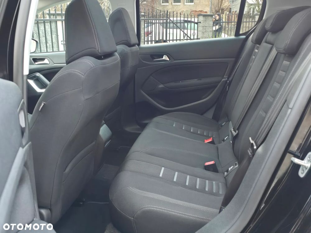 Peugeot 308 1.6 THP Active - 21