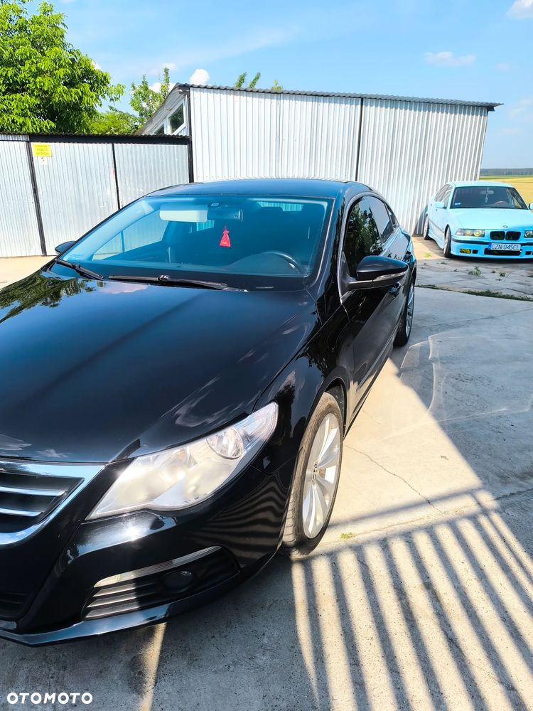 Volkswagen Passat 2.0 TDI Highline DSG - 2