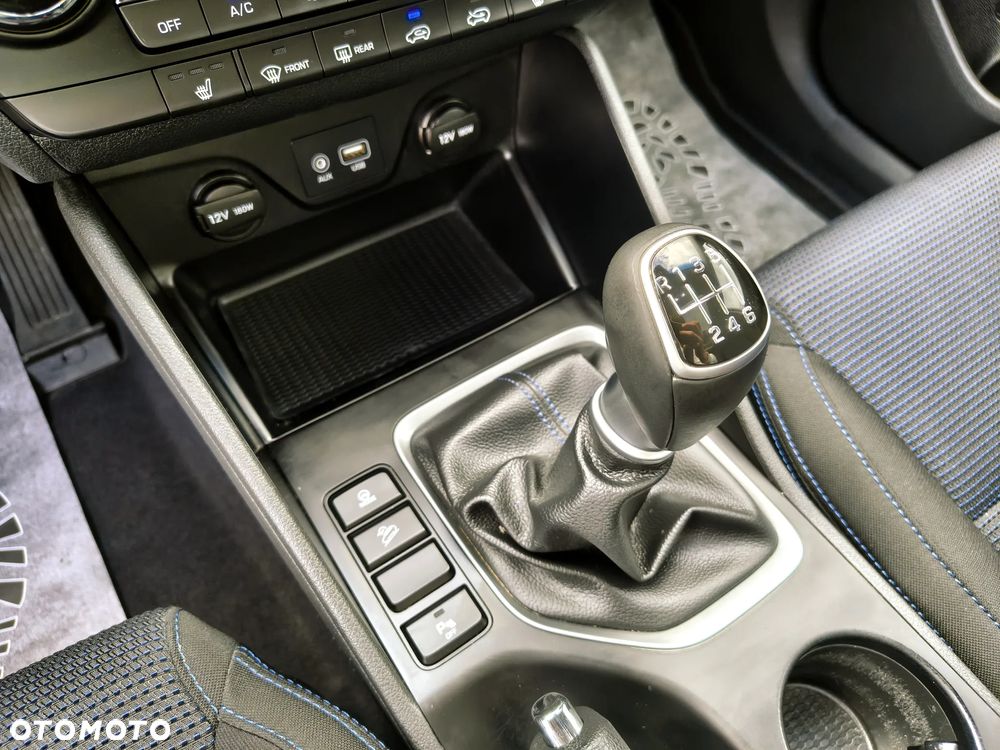 Hyundai Tucson 1.6 GDi 2WD Premium - 28