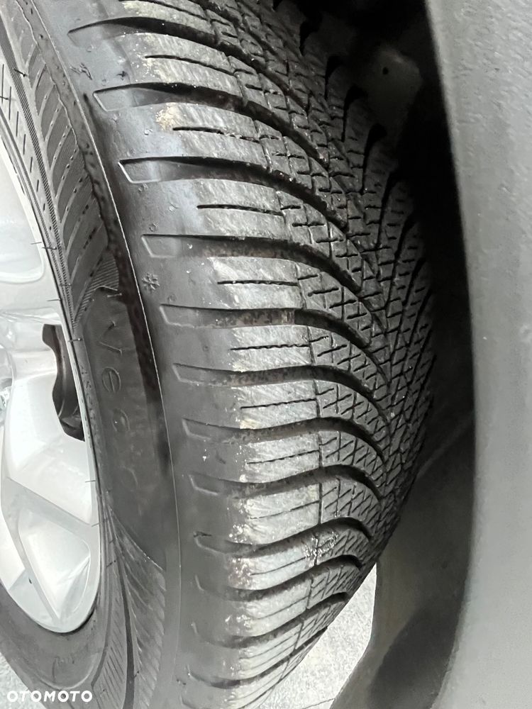 Ford Kuga 2.0 TDCi Titanium - 24