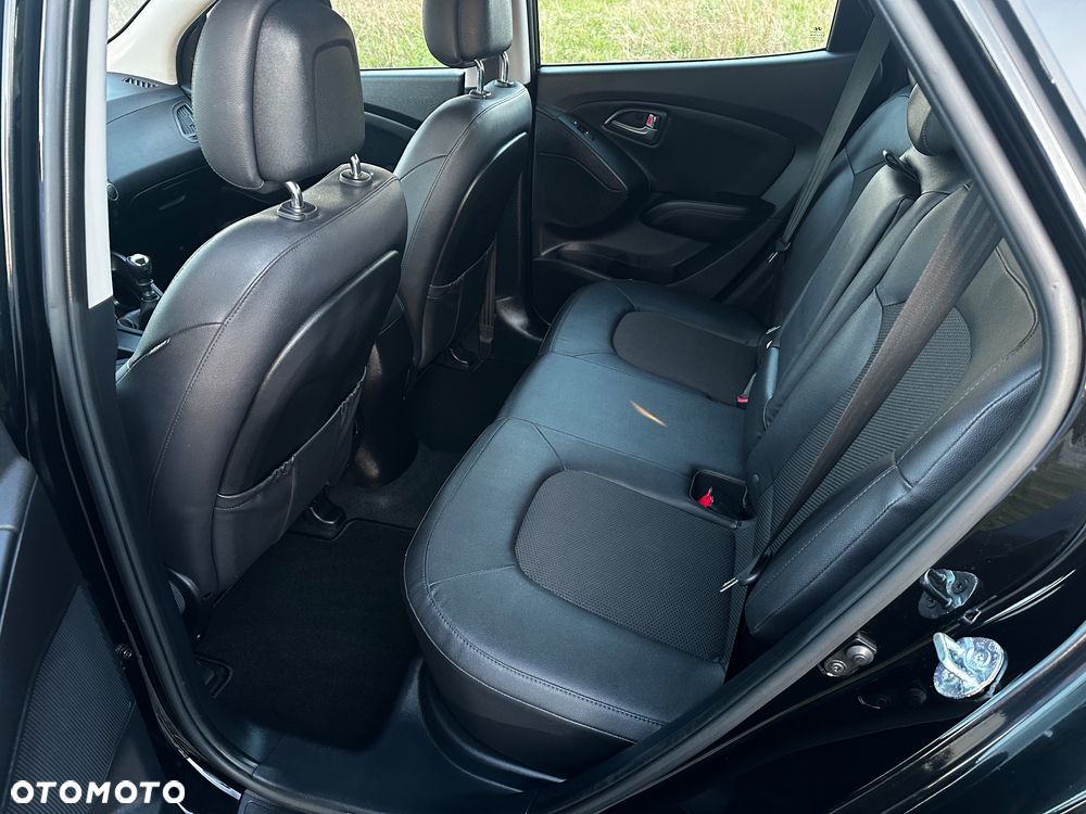 Hyundai ix35 1.6 2WD Fifa World Cup Edition - 19
