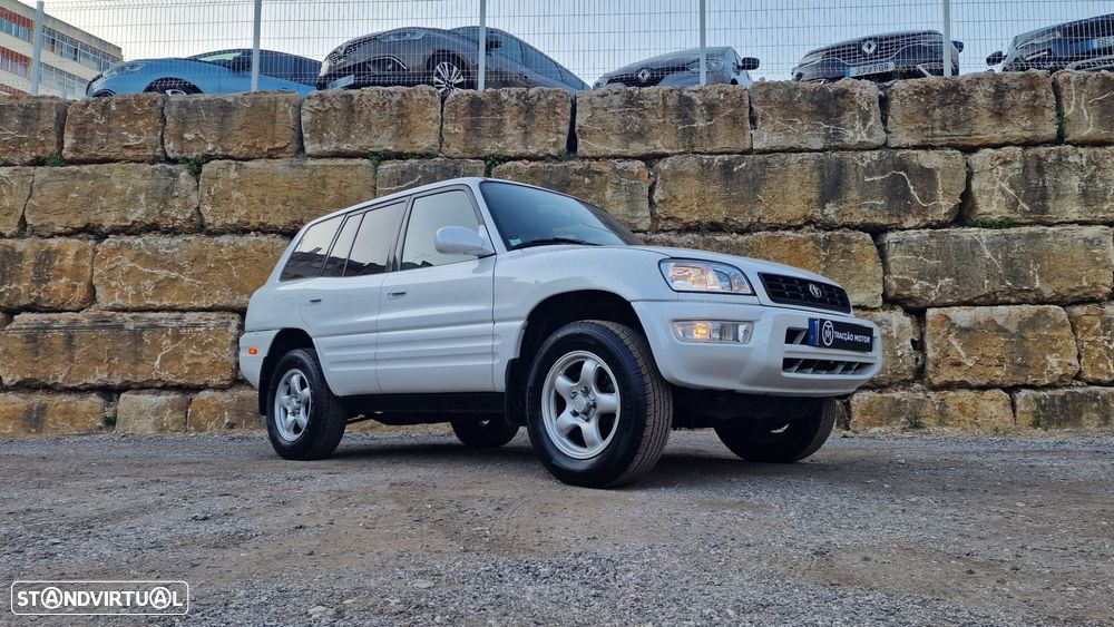 Toyota RAV4 - 5