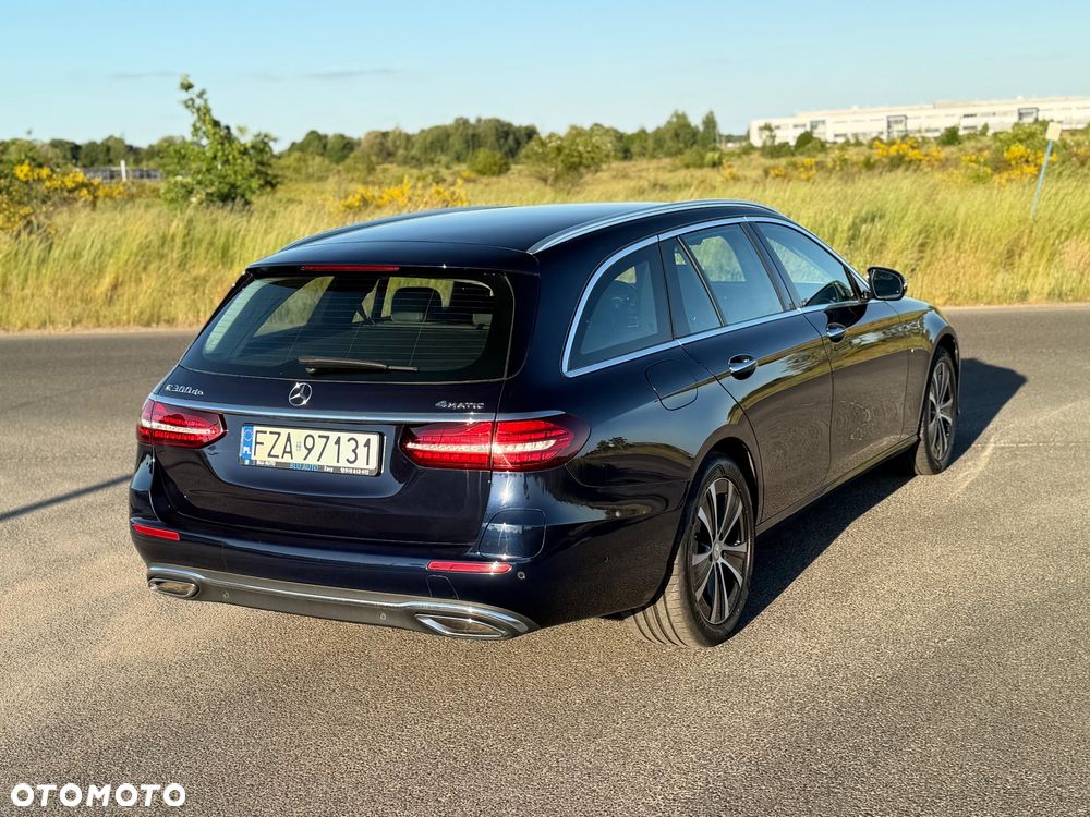 Mercedes-Benz Klasa E 300 de 4Matic 9G-TRONIC Night Edition - 7