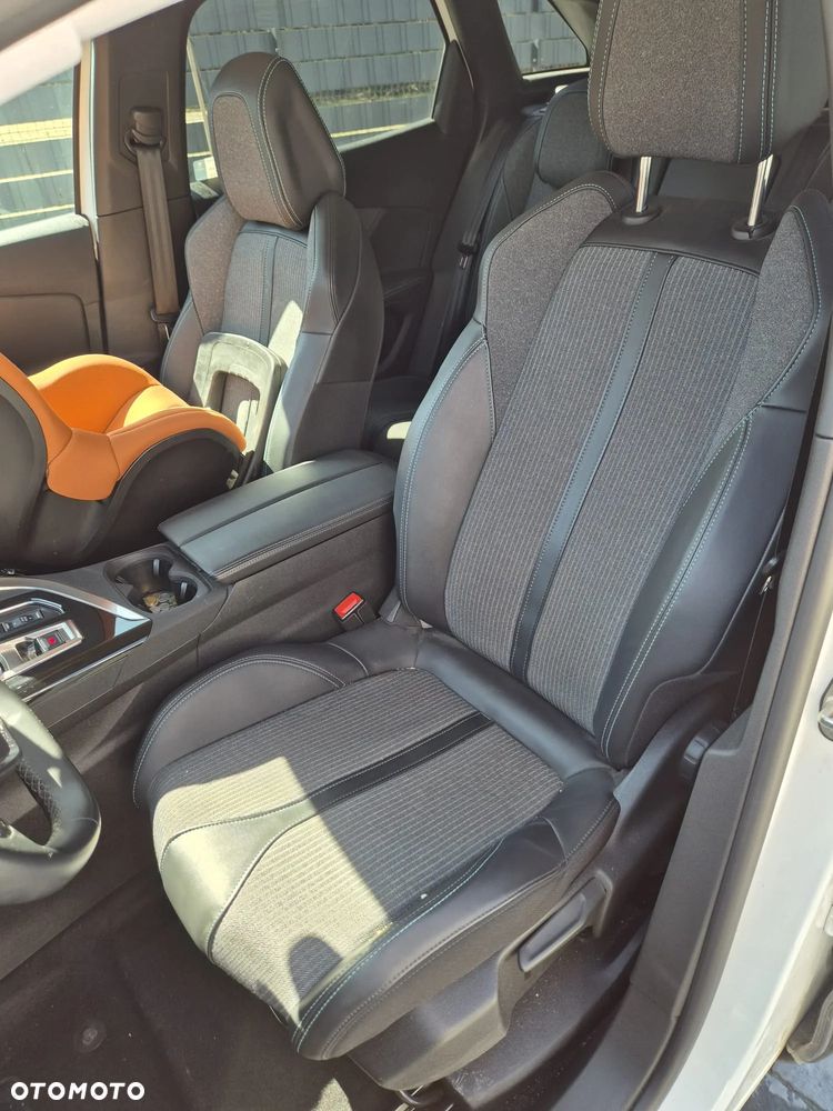 Peugeot 3008 1.5 BlueHDi Active Pack S&S EAT8 - 14
