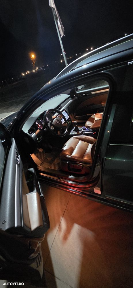 Skoda Superb 1.6 TDI FAMILY - 7