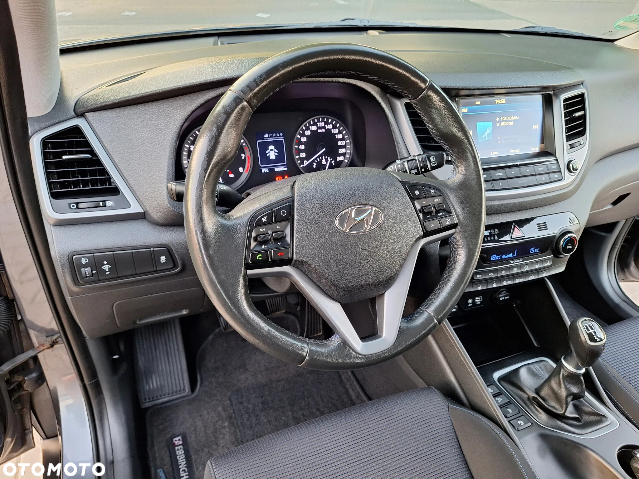 Hyundai Tucson 1.6 GDI BlueDrive Comfort 2WD - 16