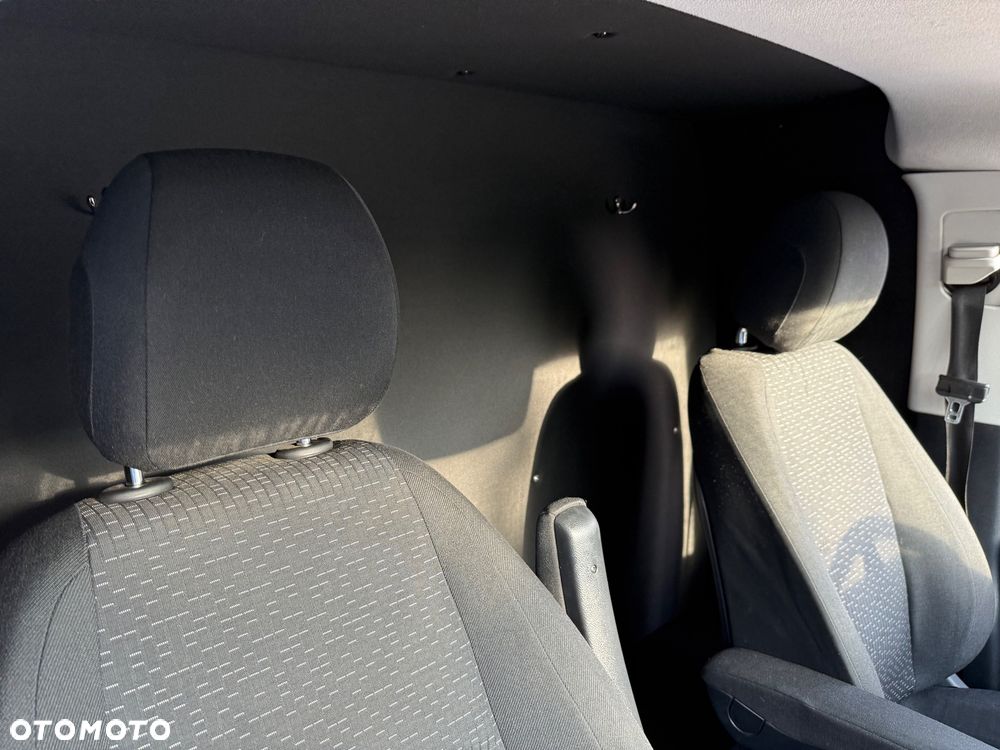 Mercedes-Benz Vito - 7
