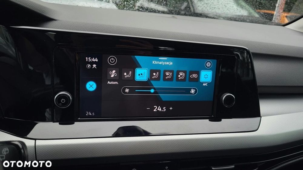 Volkswagen Golf Variant - 29