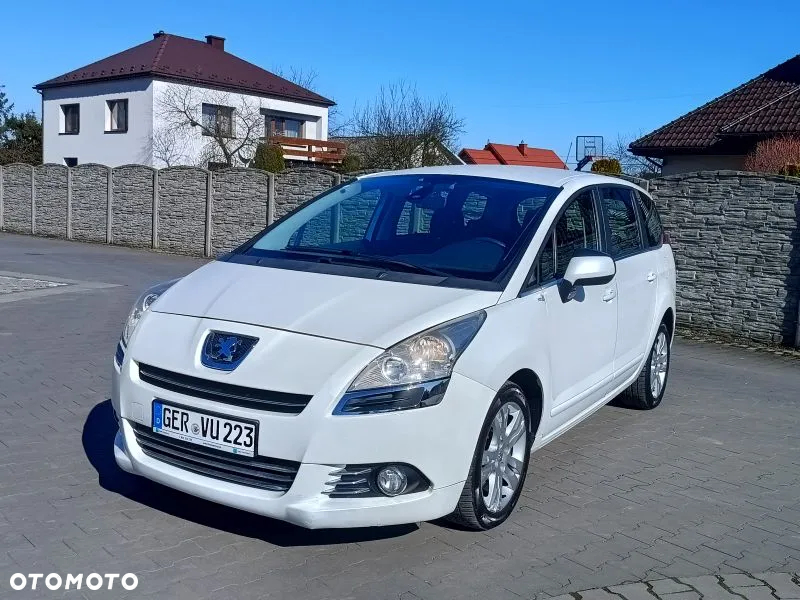 Peugeot 5008 - 8