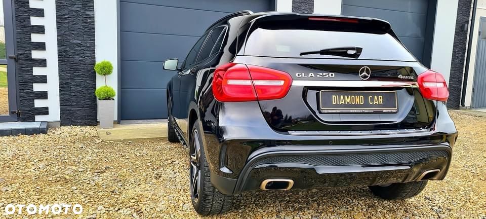 Mercedes-Benz GLA - 5