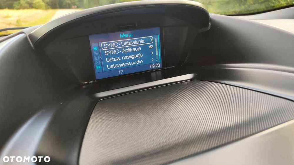 Ford Kuga 2.0 TDCi 2x4 Titanium - 31
