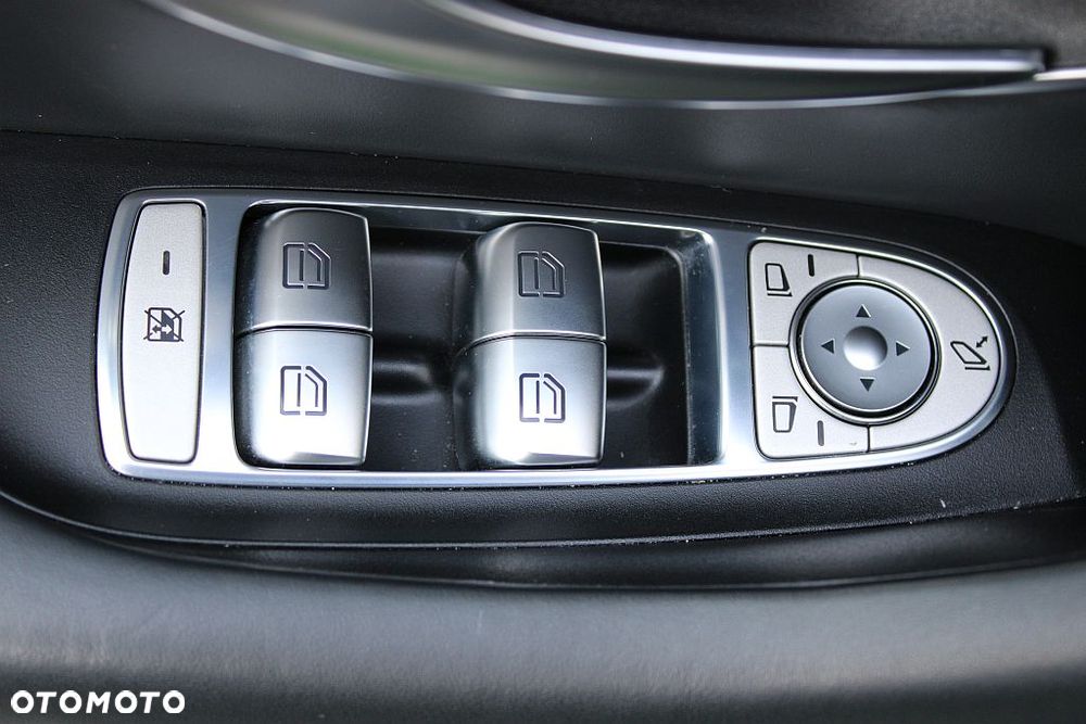 Mercedes-Benz AMG GT - 37