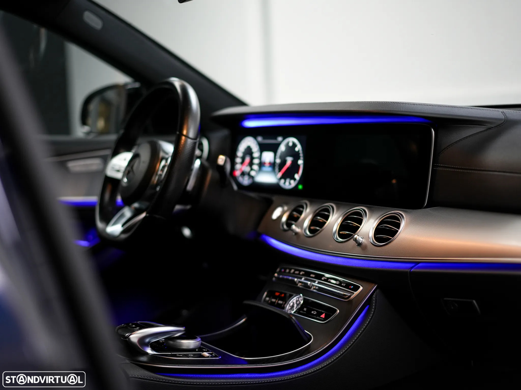 Mercedes-Benz E 300 d AMG Line - 17