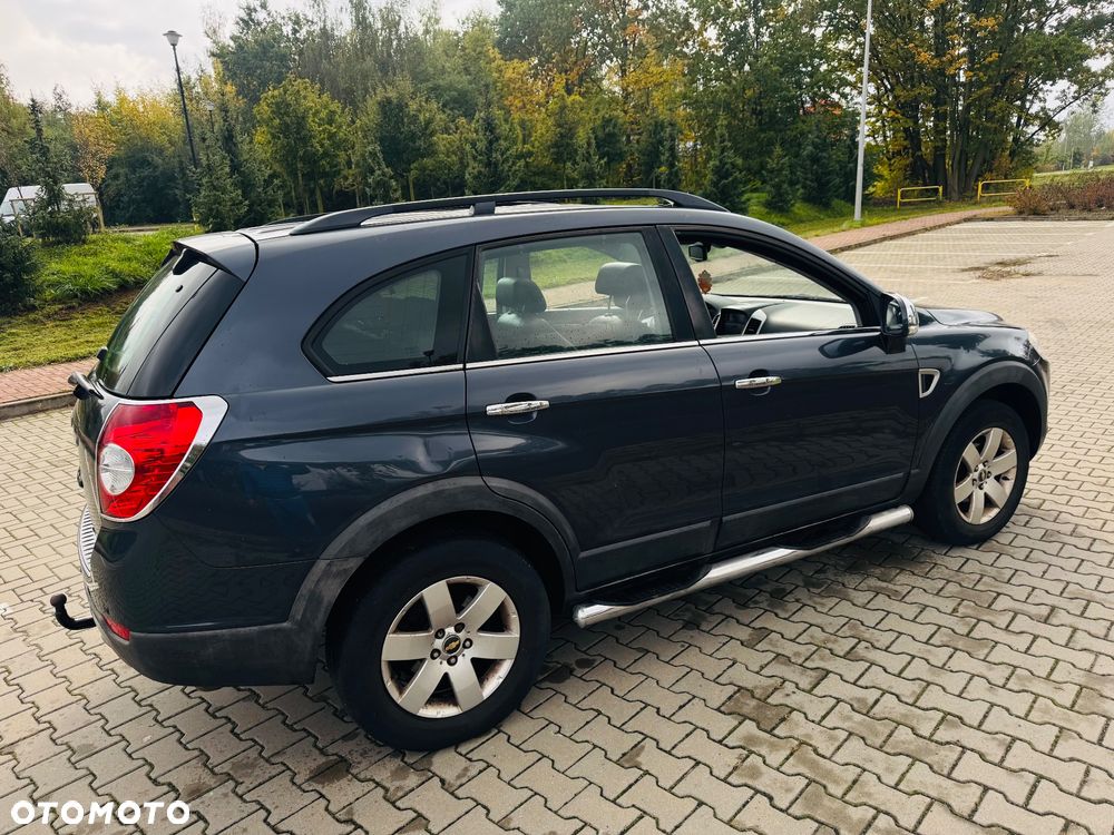 Chevrolet Captiva 2.4 4WD 7 Sitzer LT - 13