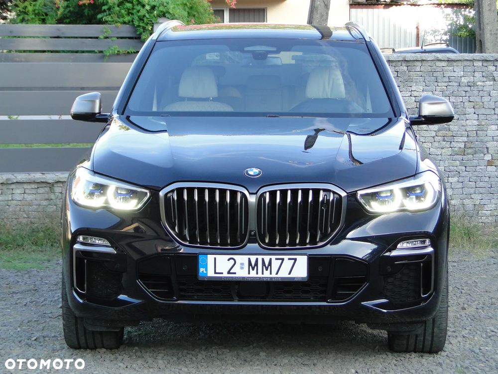 BMW X5 M50i - 2