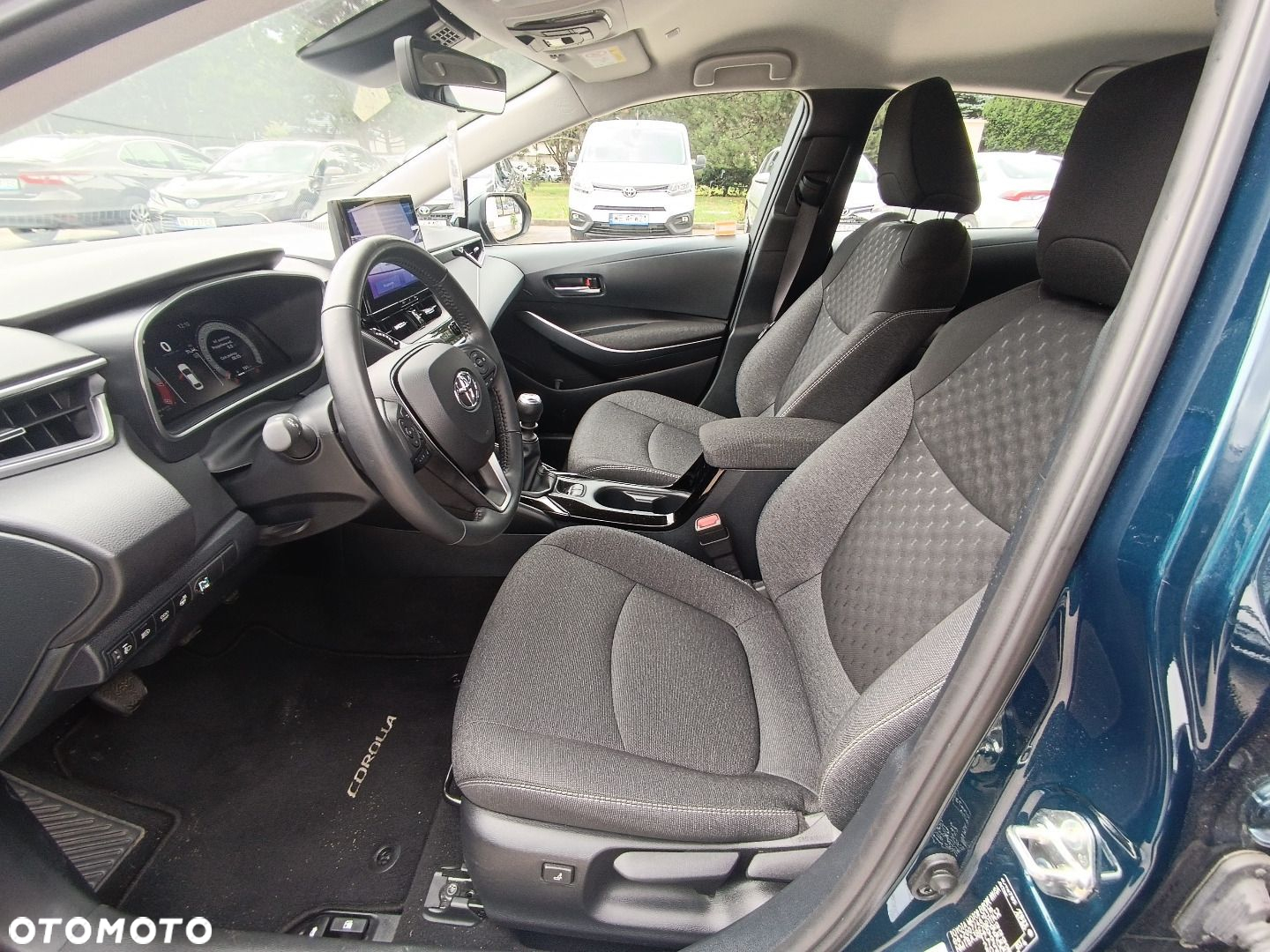 Toyota Corolla - 8