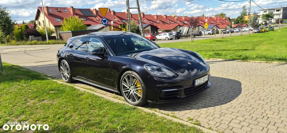 Porsche Panamera 4S Executive - 32