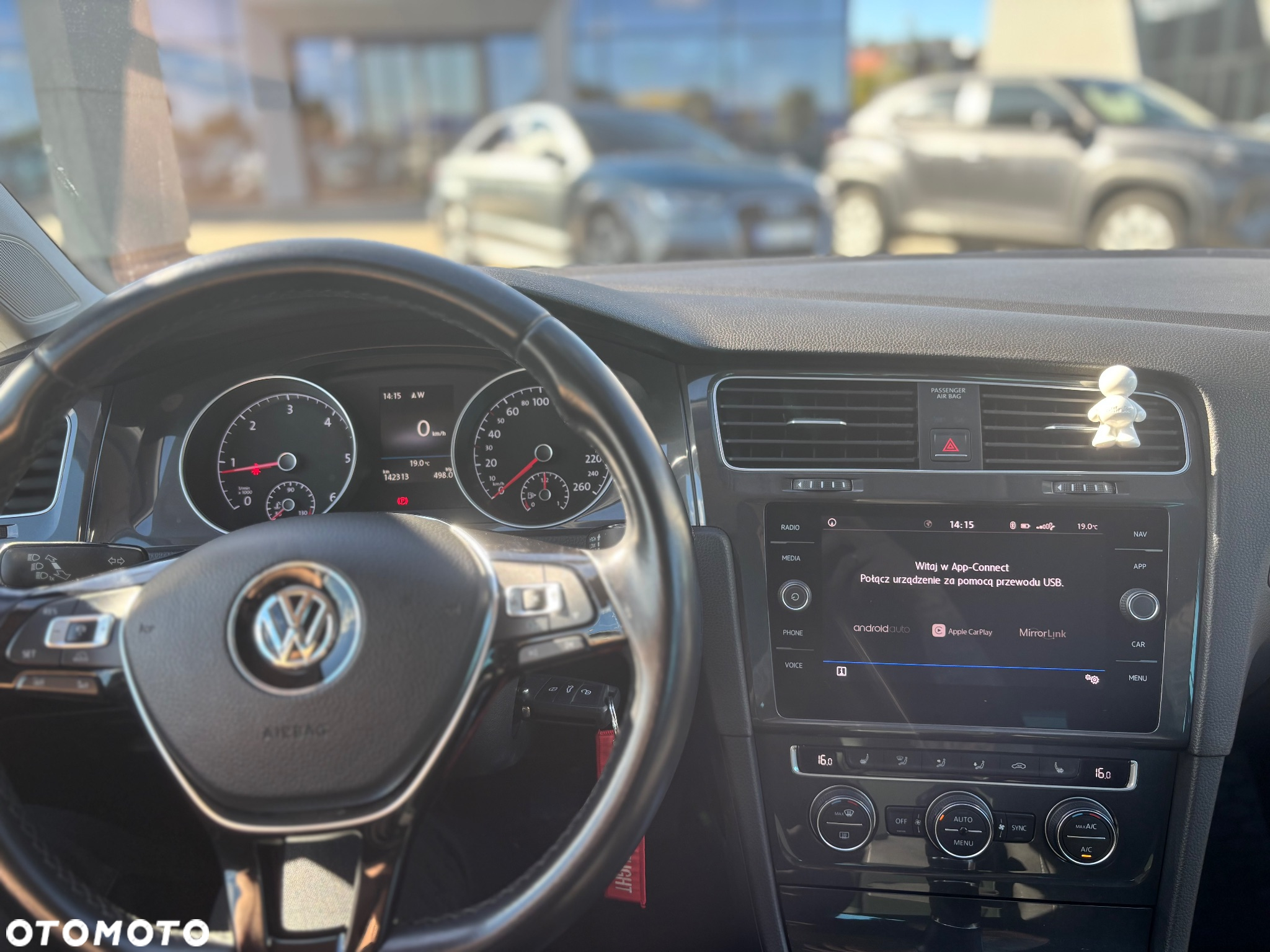 Volkswagen Golf VII 1.6 TDI BMT Comfortline - 6