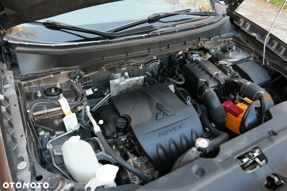 Mitsubishi ASX - 20