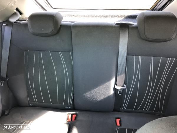 Para Peças Opel Corsa D (S07) - 9