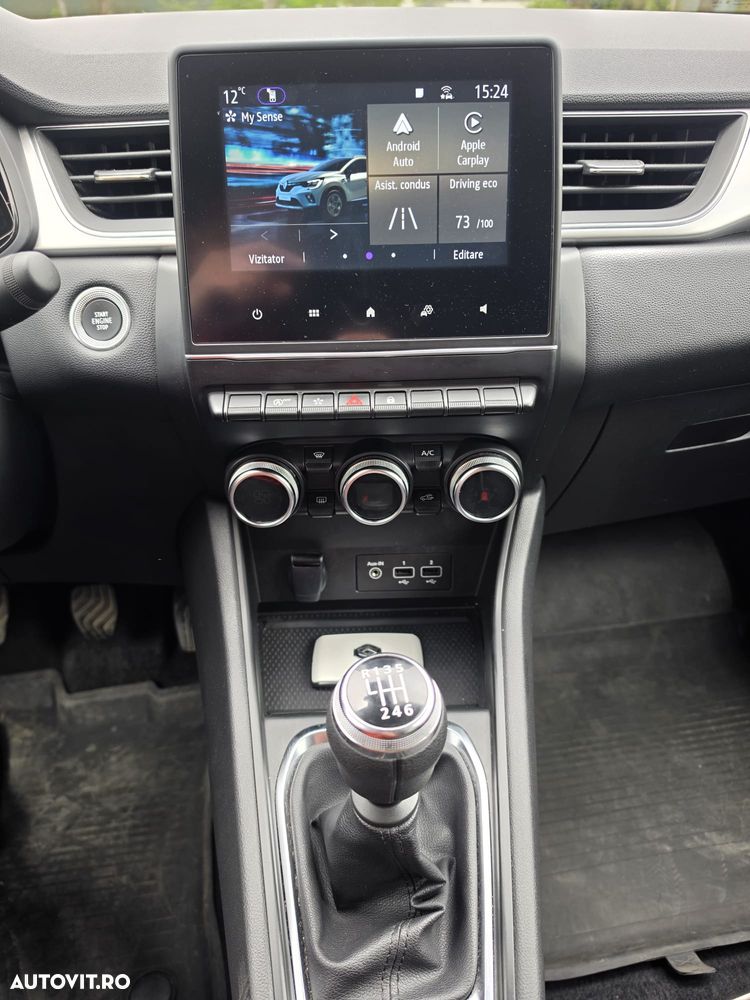 Renault Captur 140 MHEV Techno - 6