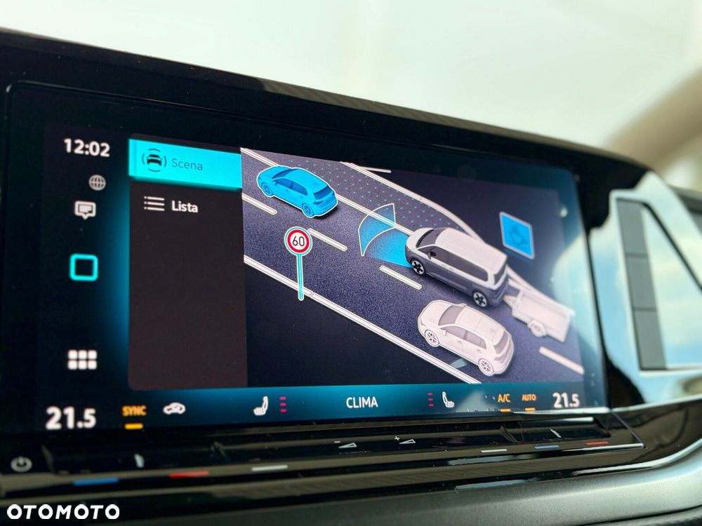 Volkswagen Multivan - 35