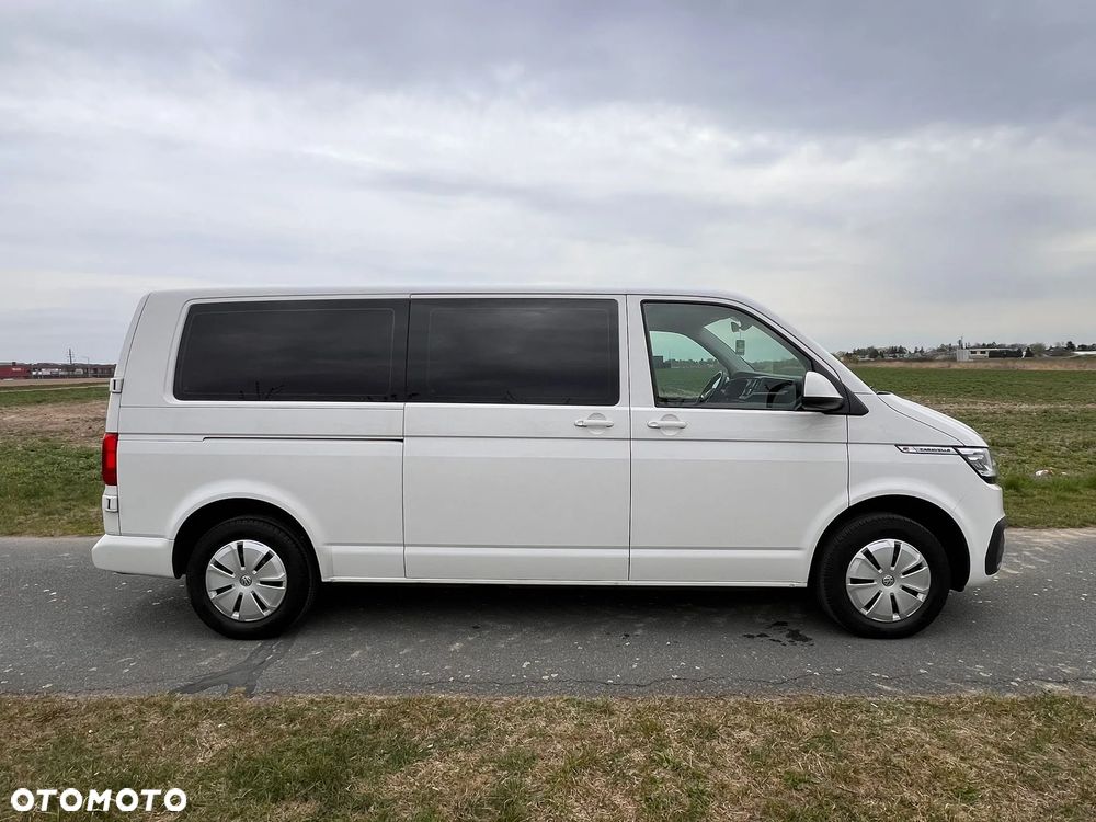 Volkswagen Caravelle - 7