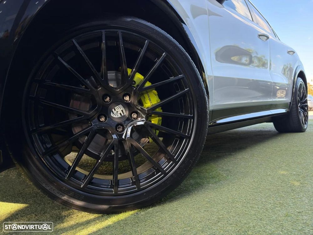 Porsche Cayenne Coupé E-Hybrid Tiptronic S — photo 5