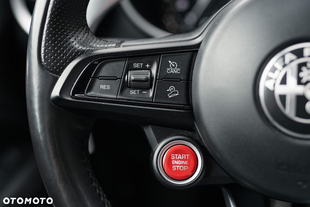 Alfa Romeo Stelvio 2.0 Turbo Veloce Q4 - 26