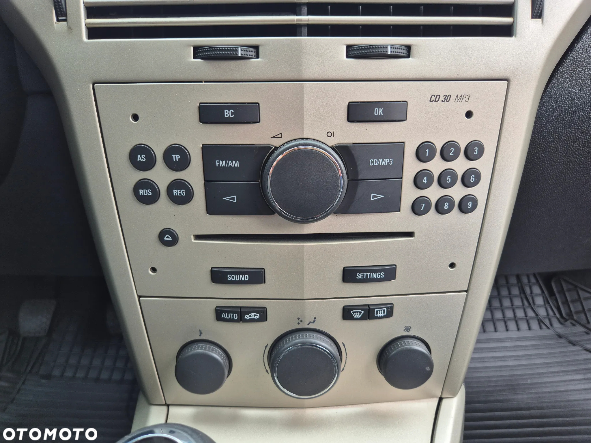 Opel Astra 1.6 Innovation - 15